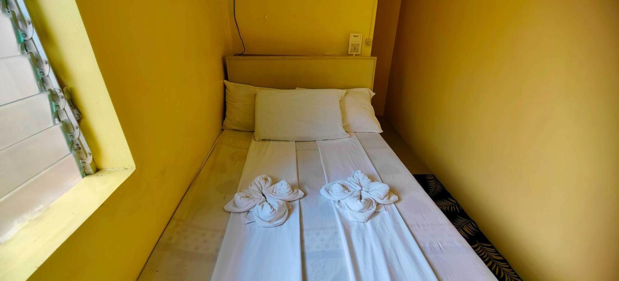 Las Residencias Bed And Breakfast Puerto Princesa Exterior foto
