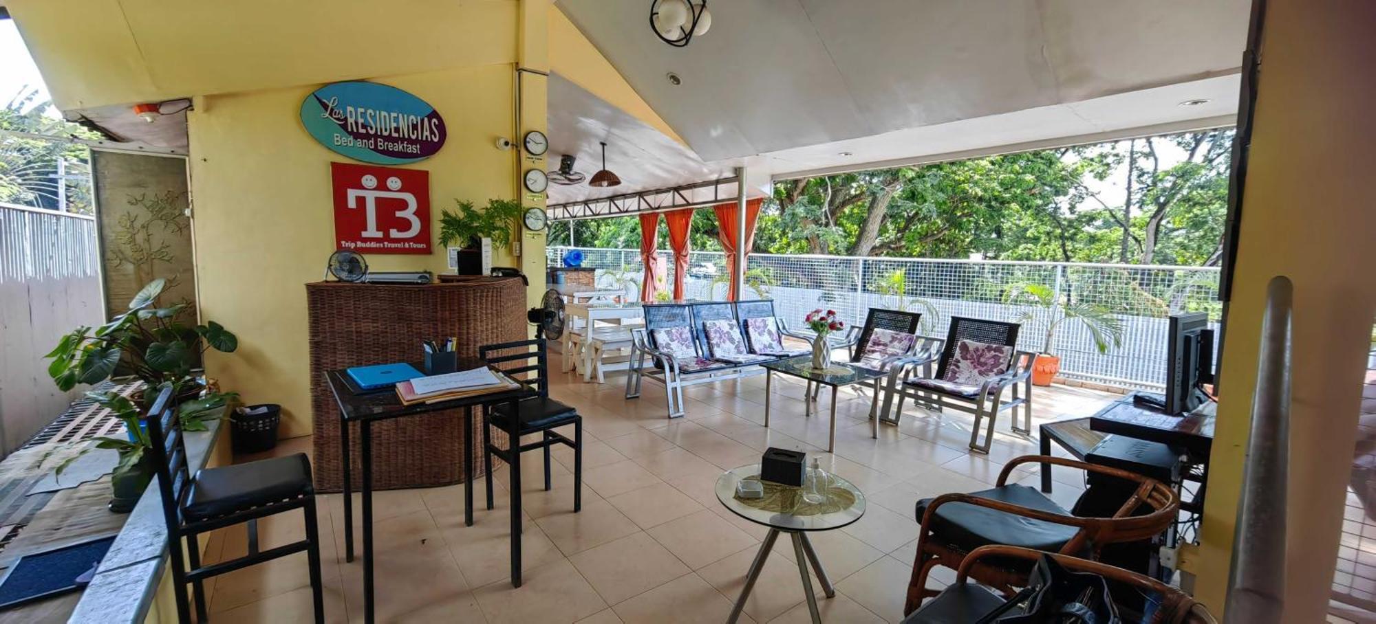 Las Residencias Bed And Breakfast Puerto Princesa Exterior foto